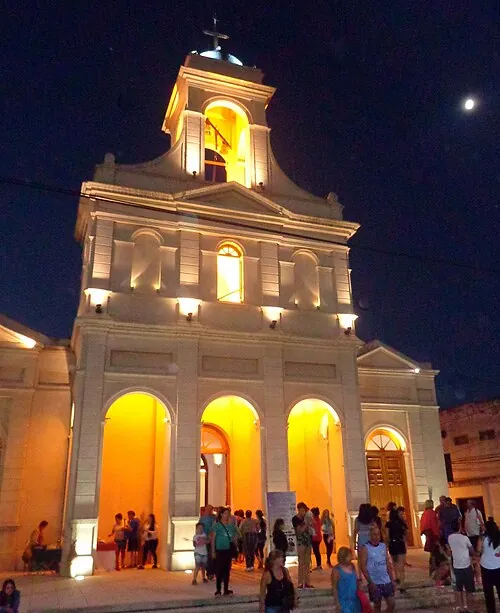 Iglesia Nuestra Senora del Transito de noche