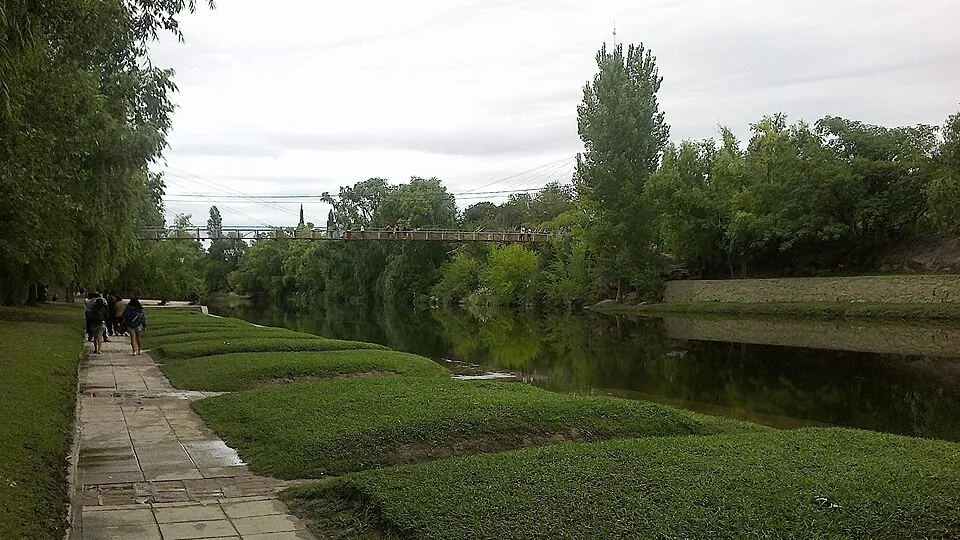 Balneario y rio en Mina Clavero