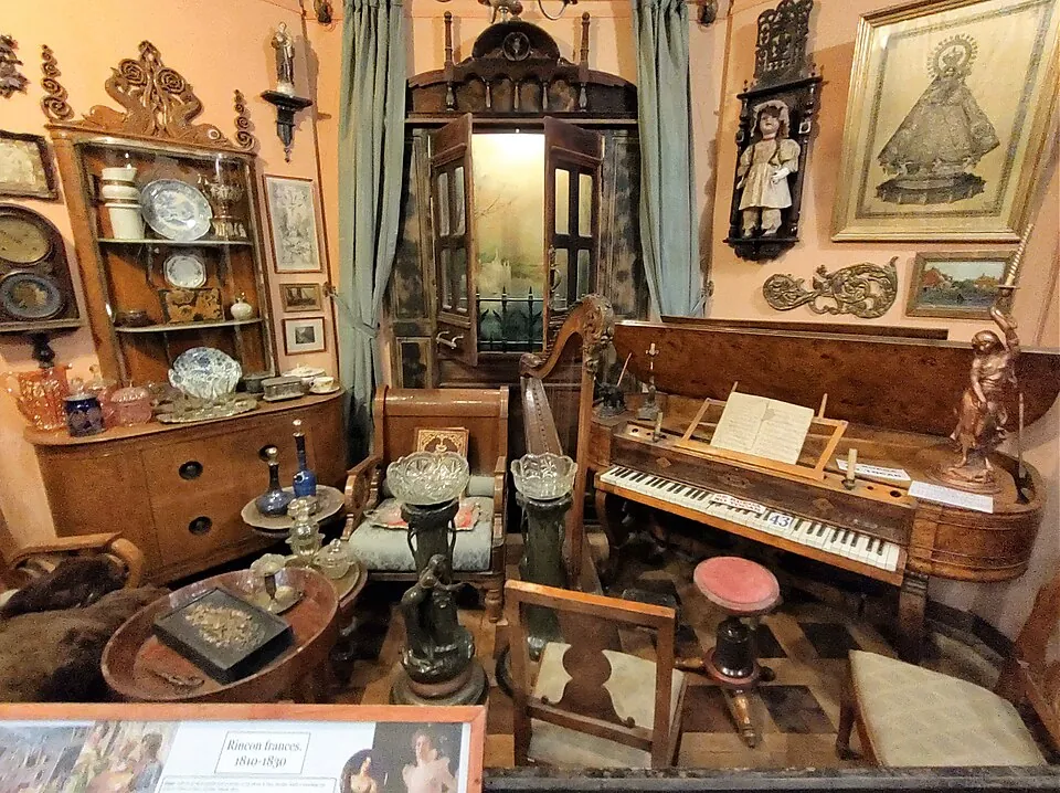 Interior del Museo Rocsen