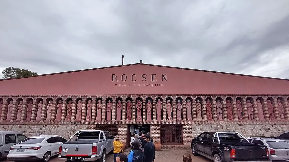 Fachada del Museo Rocsen